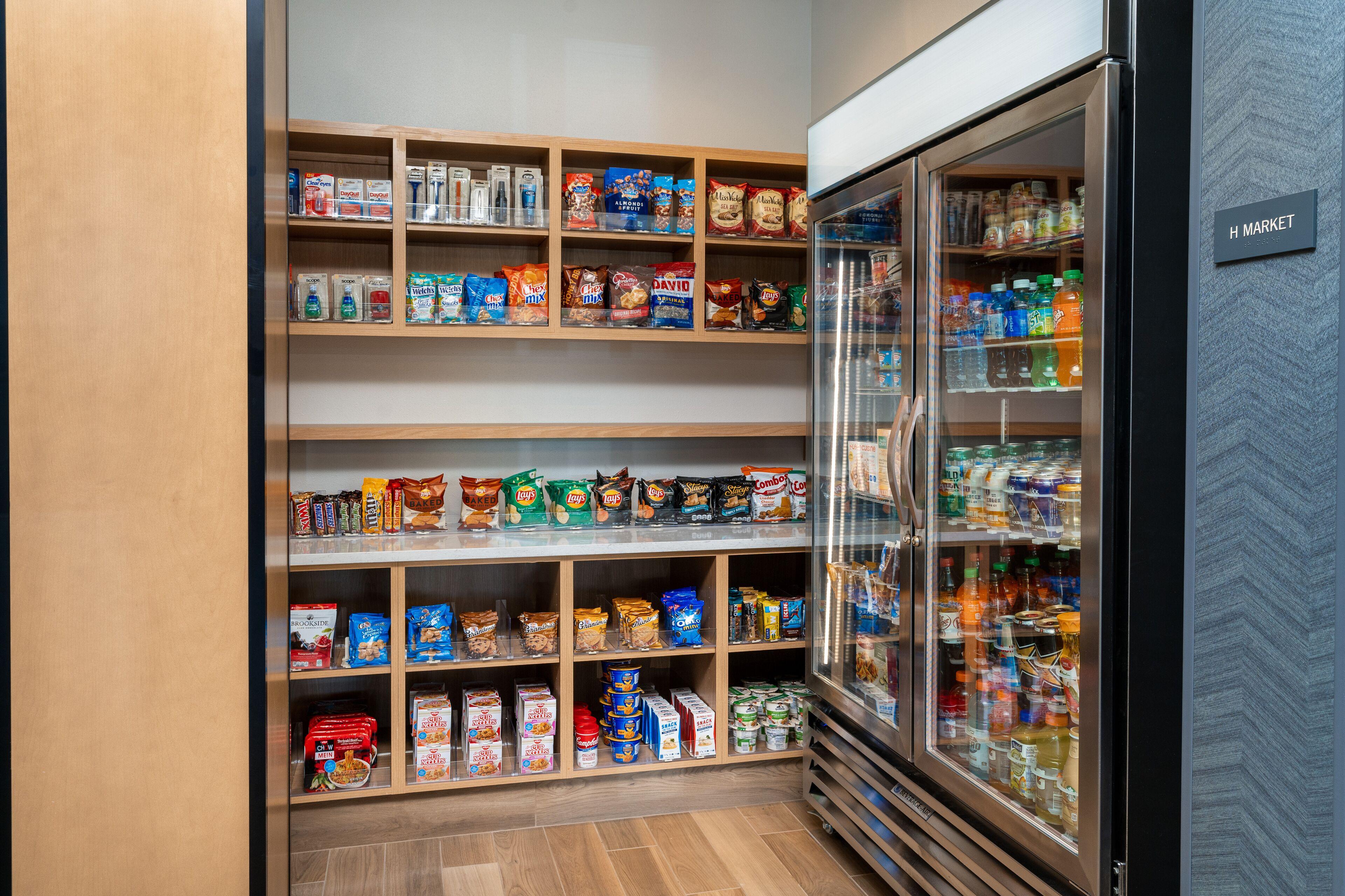 Hyatt House Airport 3*