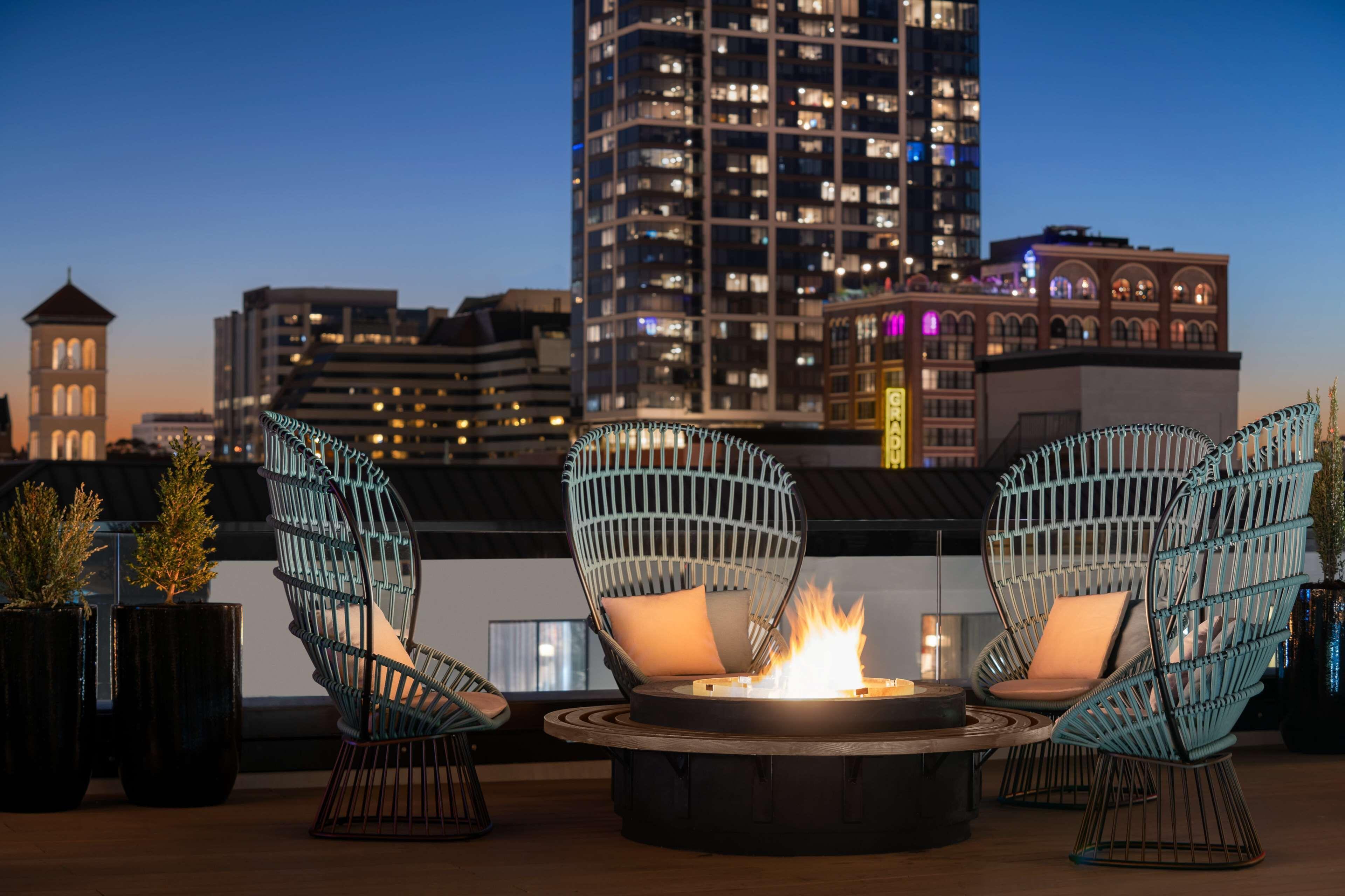 Fraye Nashville, Curio Collection By Hilton