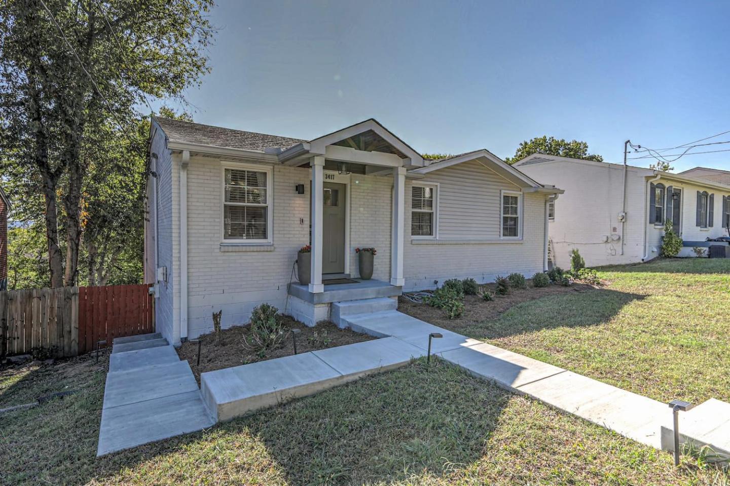 Holiday home Dream Sylvan Park 4 Bed 3 Bath, Lush Outdoor Area *