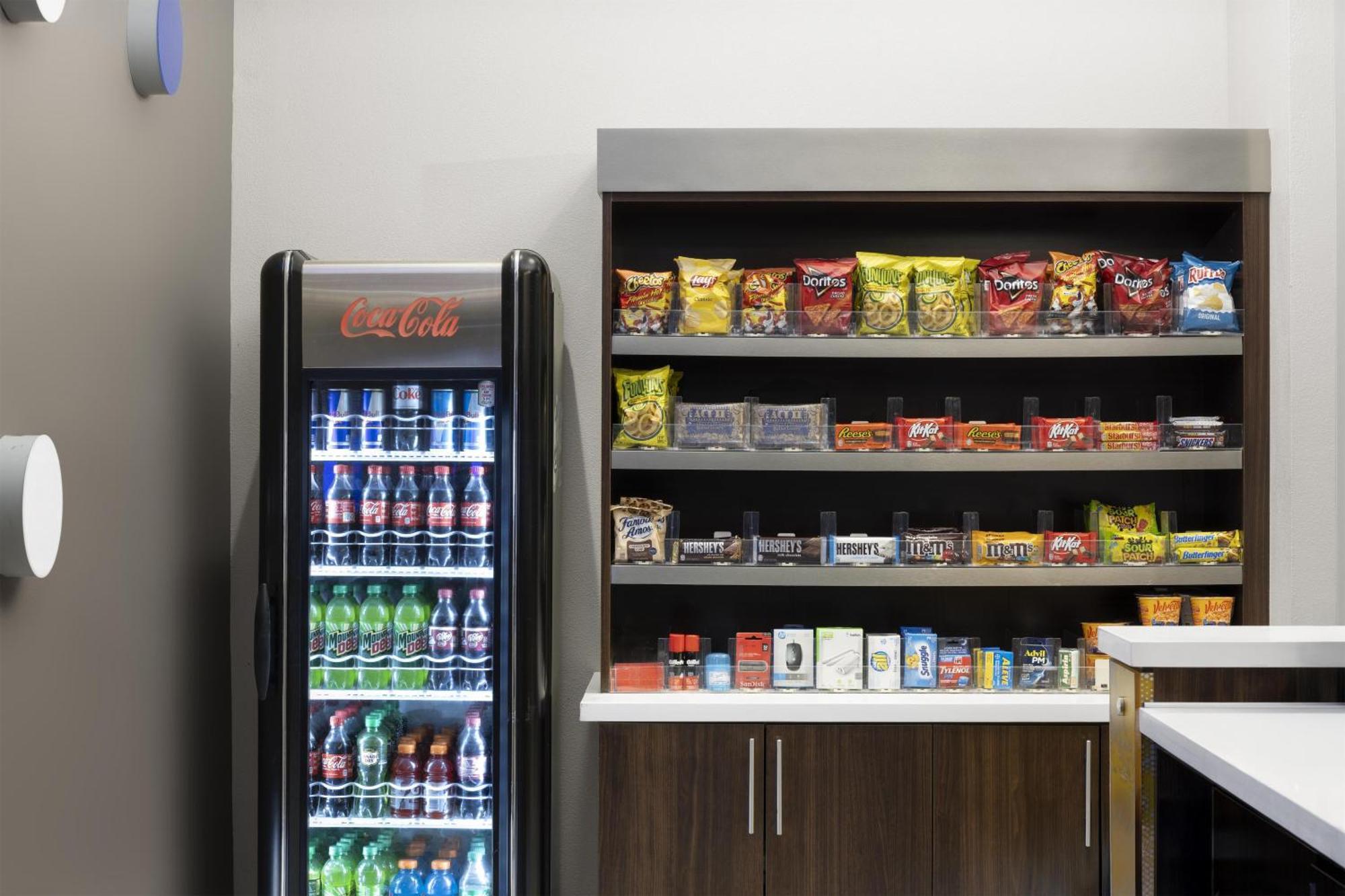 Glo Western Airport 3*