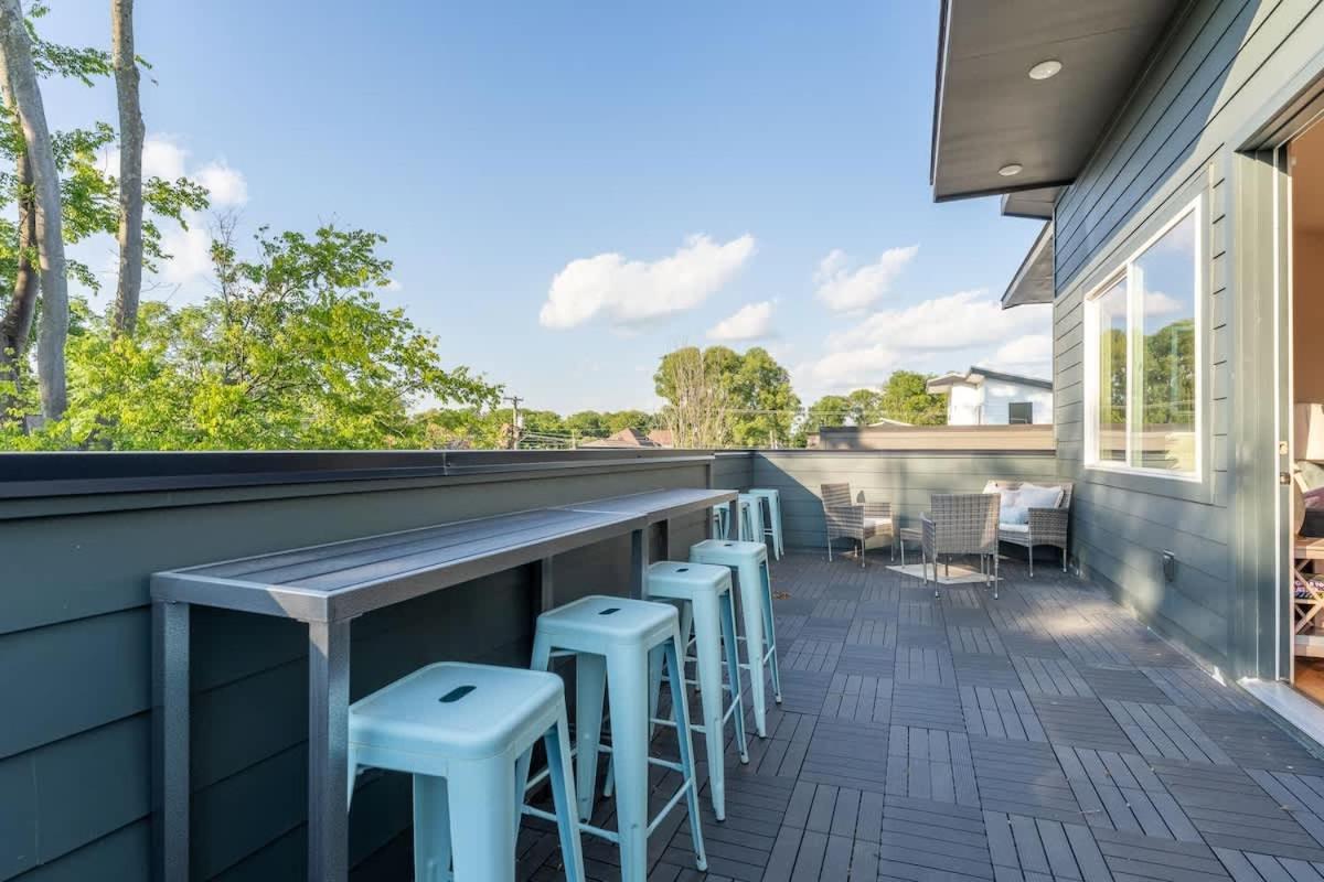 The Pink Royale By Local Holiday home *