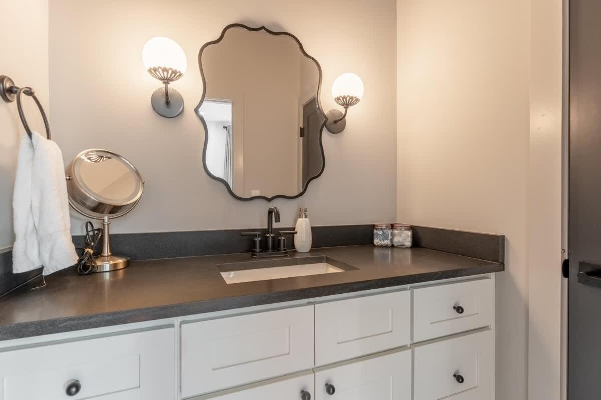 Holiday home The Pink Royale By Local *