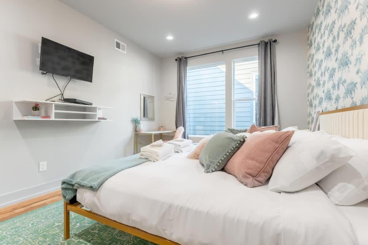 The Pink Royale By Local Holiday home Nashville