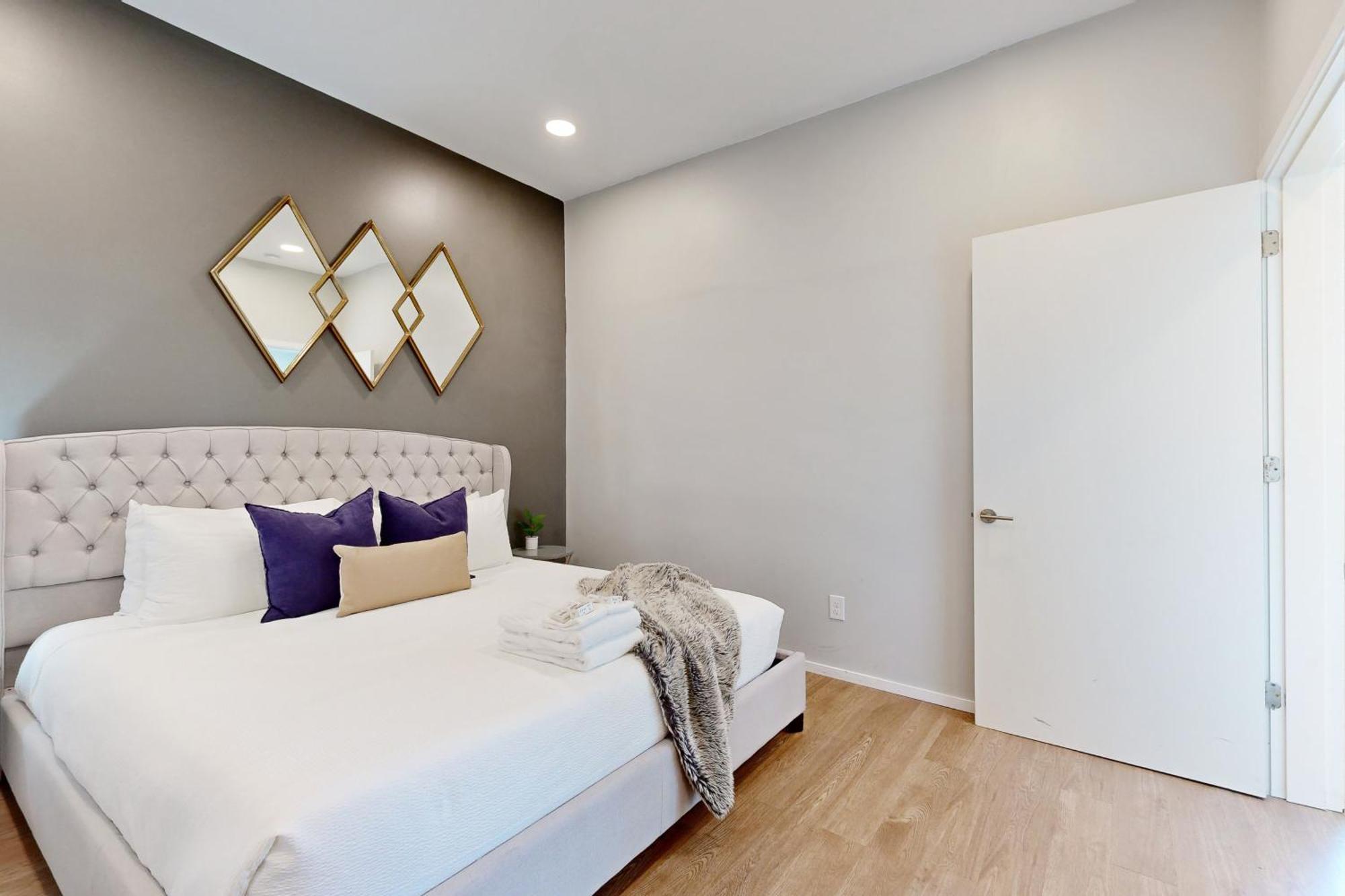 Illume 303 Apartment *