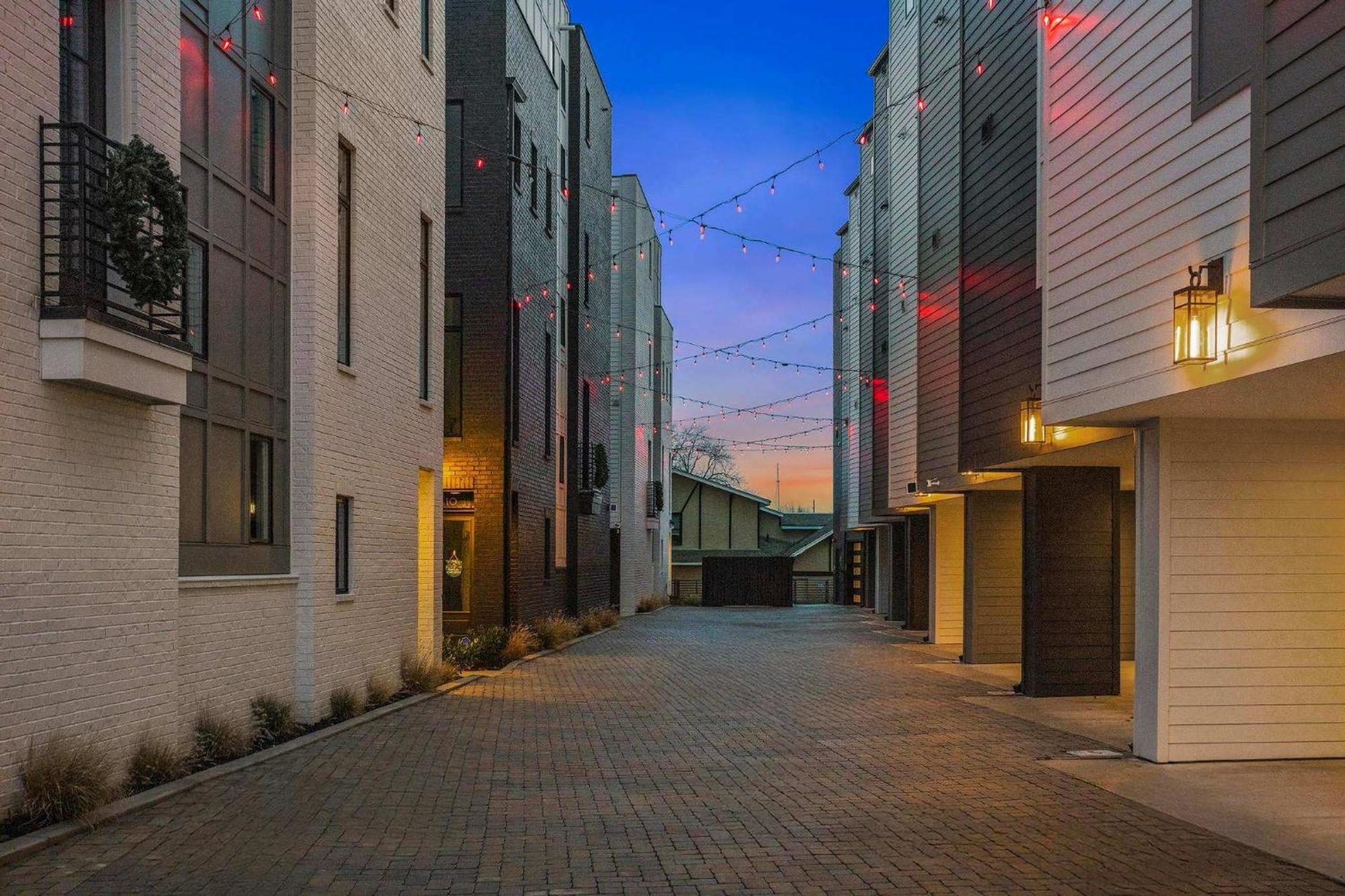 2 Adjacent Luxury Homes Rooftop Decks & Game Nashville