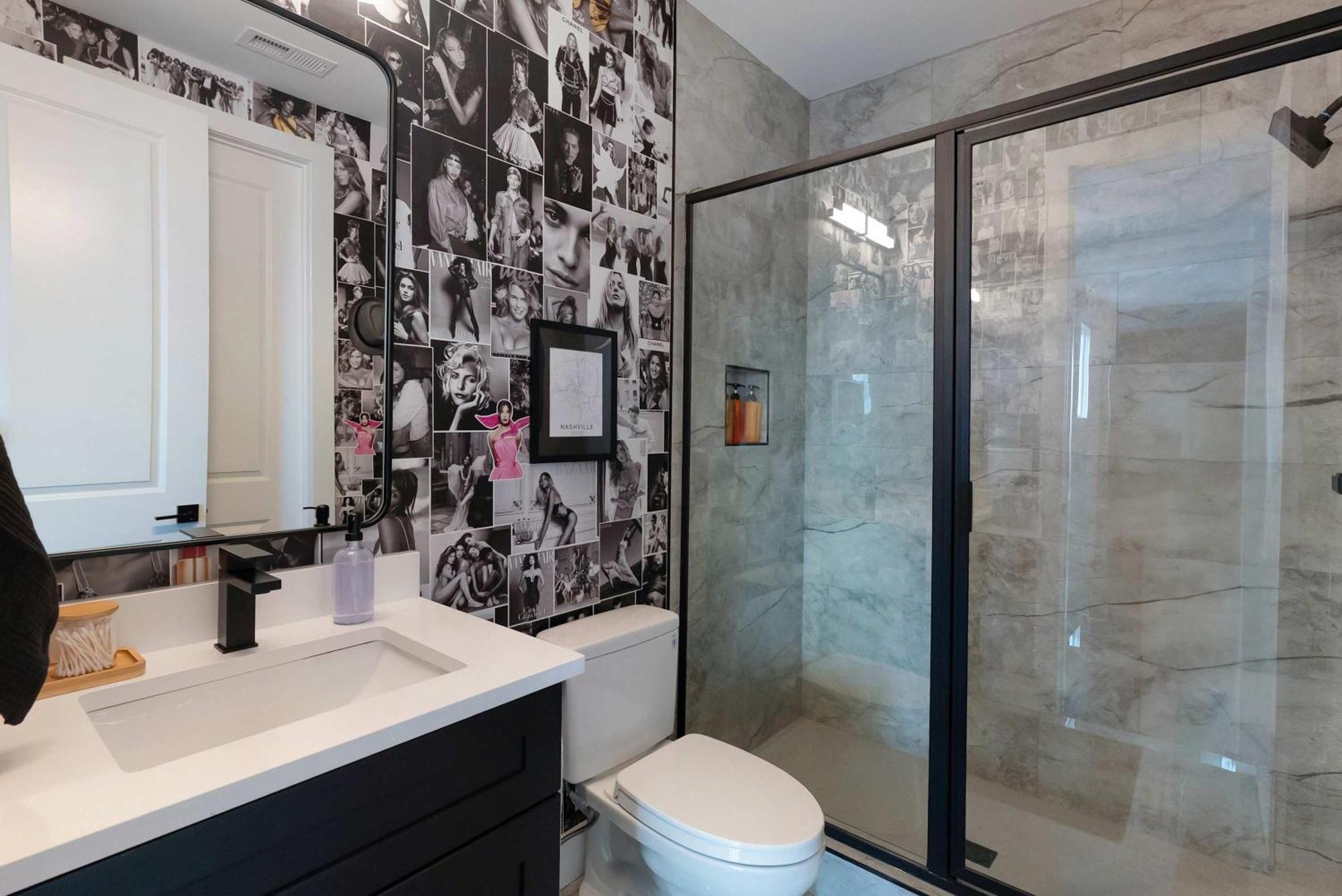 2 Homes! Broadway Views, Rooftops & Karaoke Holiday home