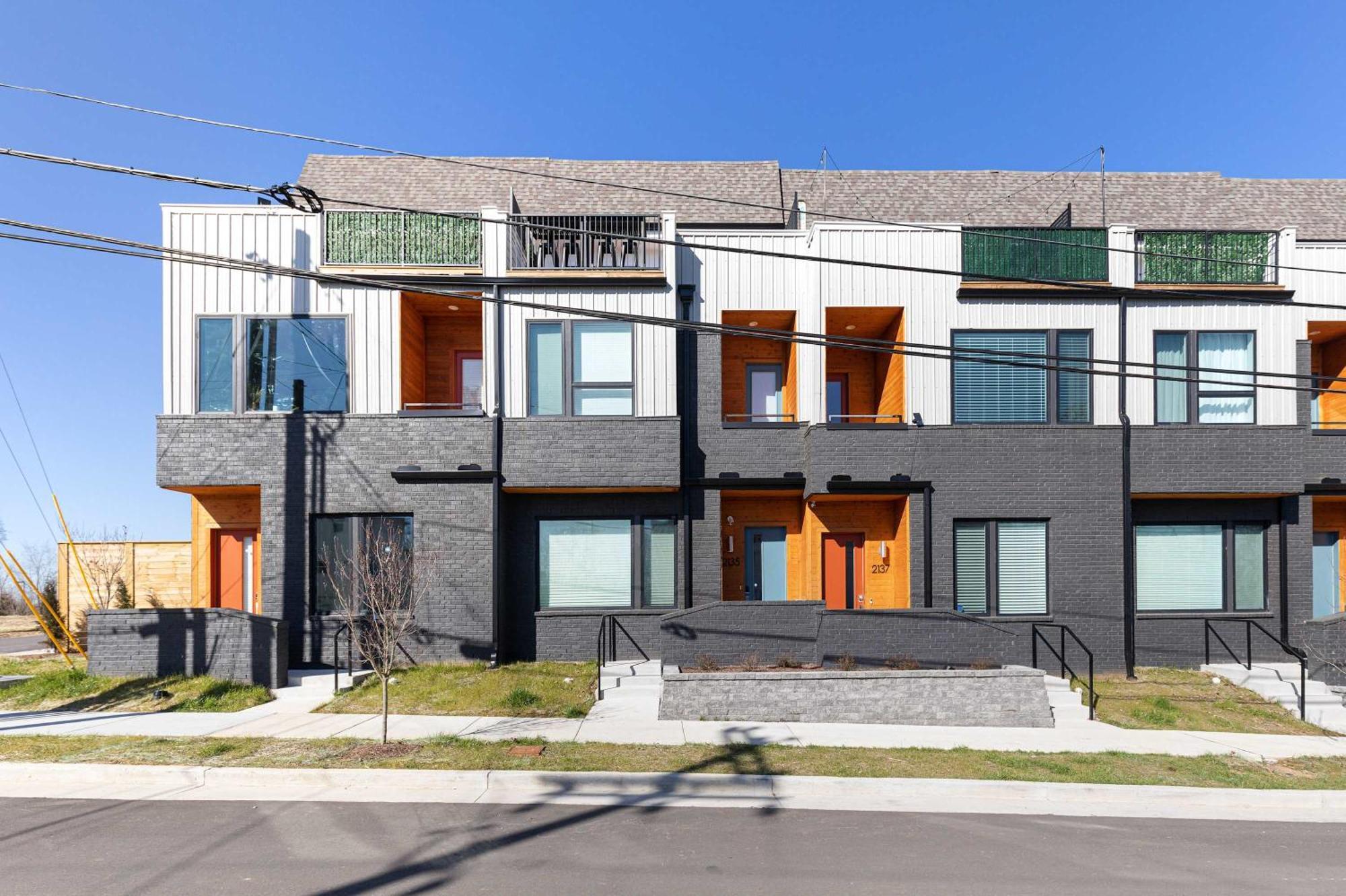 Holiday home Private With Rooftop Game Near Downtown *