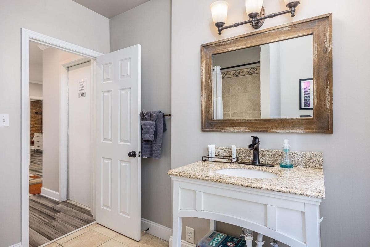 Music Memories Downtown - Parking Included * Nashville