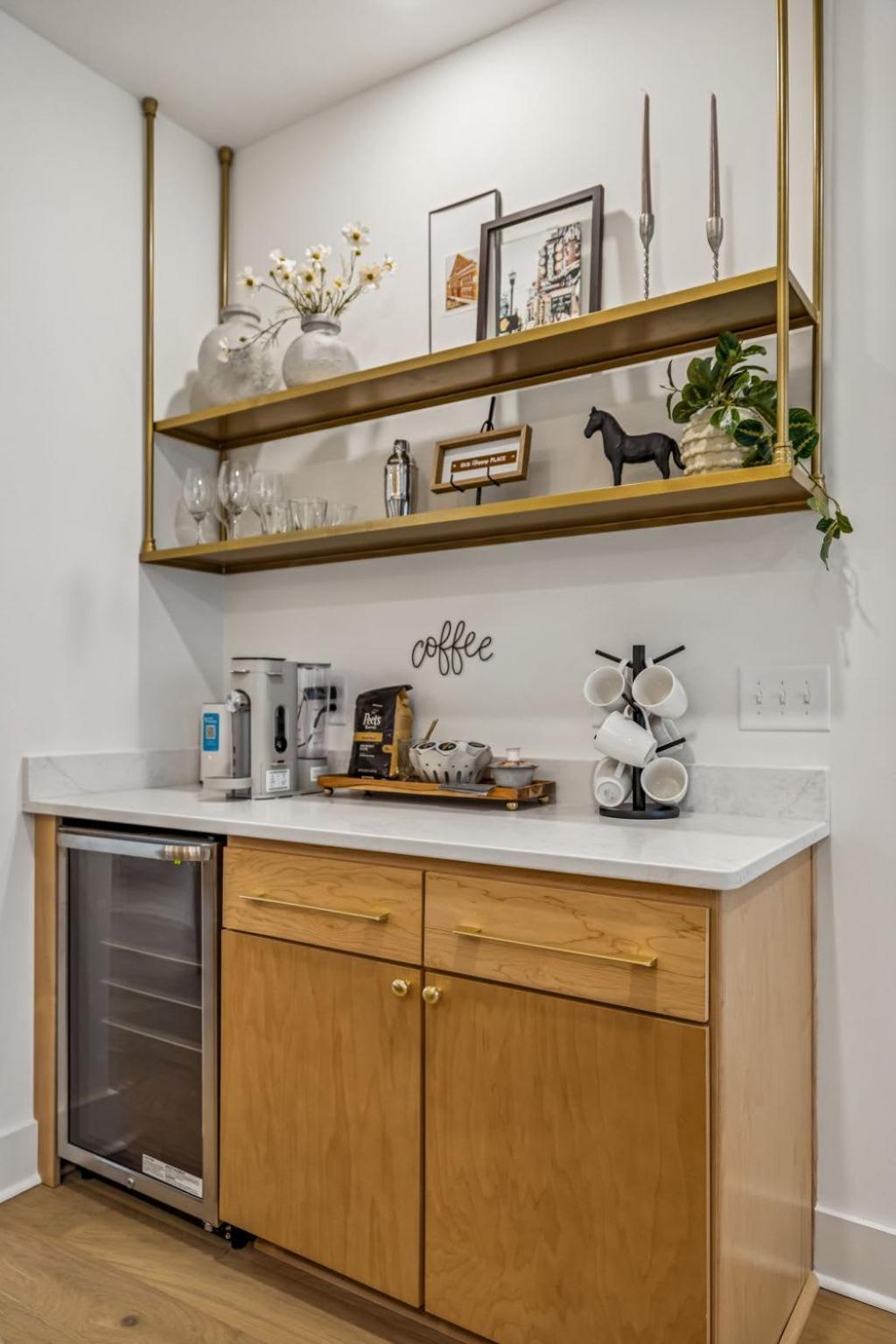 Apartment Modern Multi-level Retreat With Rooftop Hot Tub *