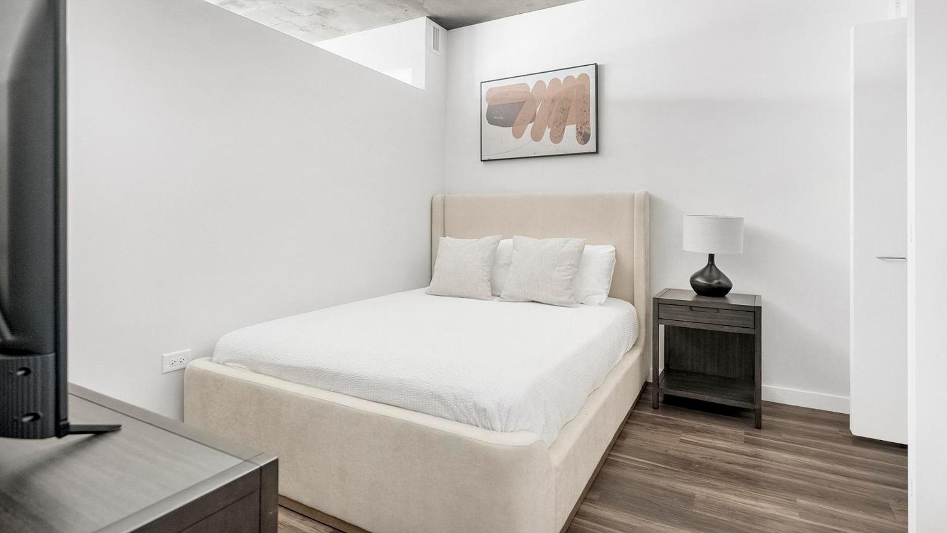 Landing Amazing 2Bd Pool Rooftop Lounge