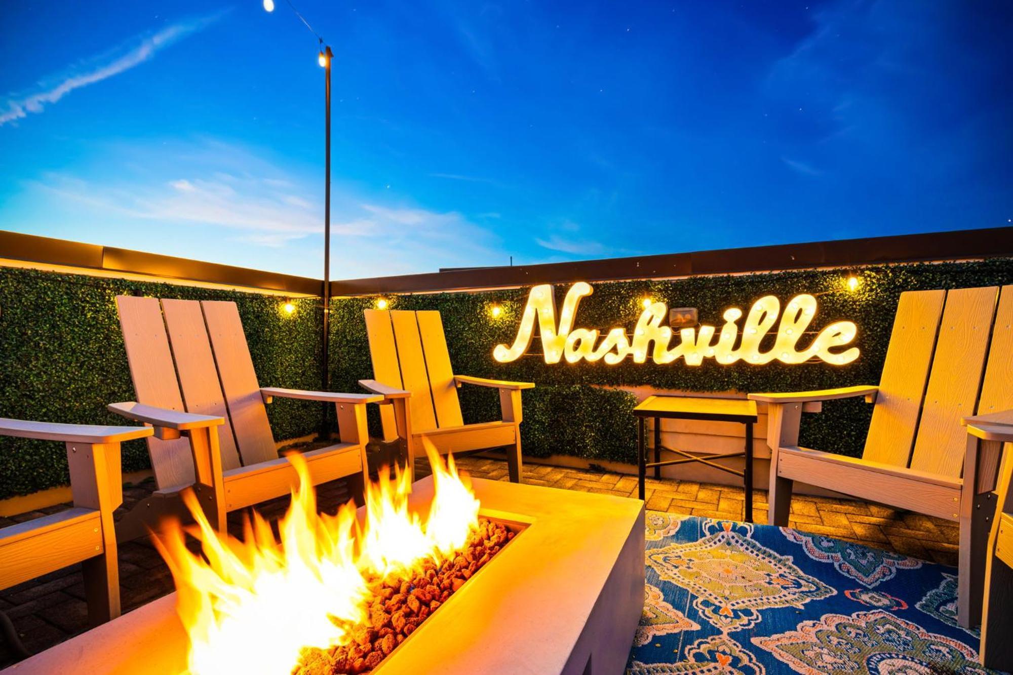 Argyle Rooftop Retreat Nashville