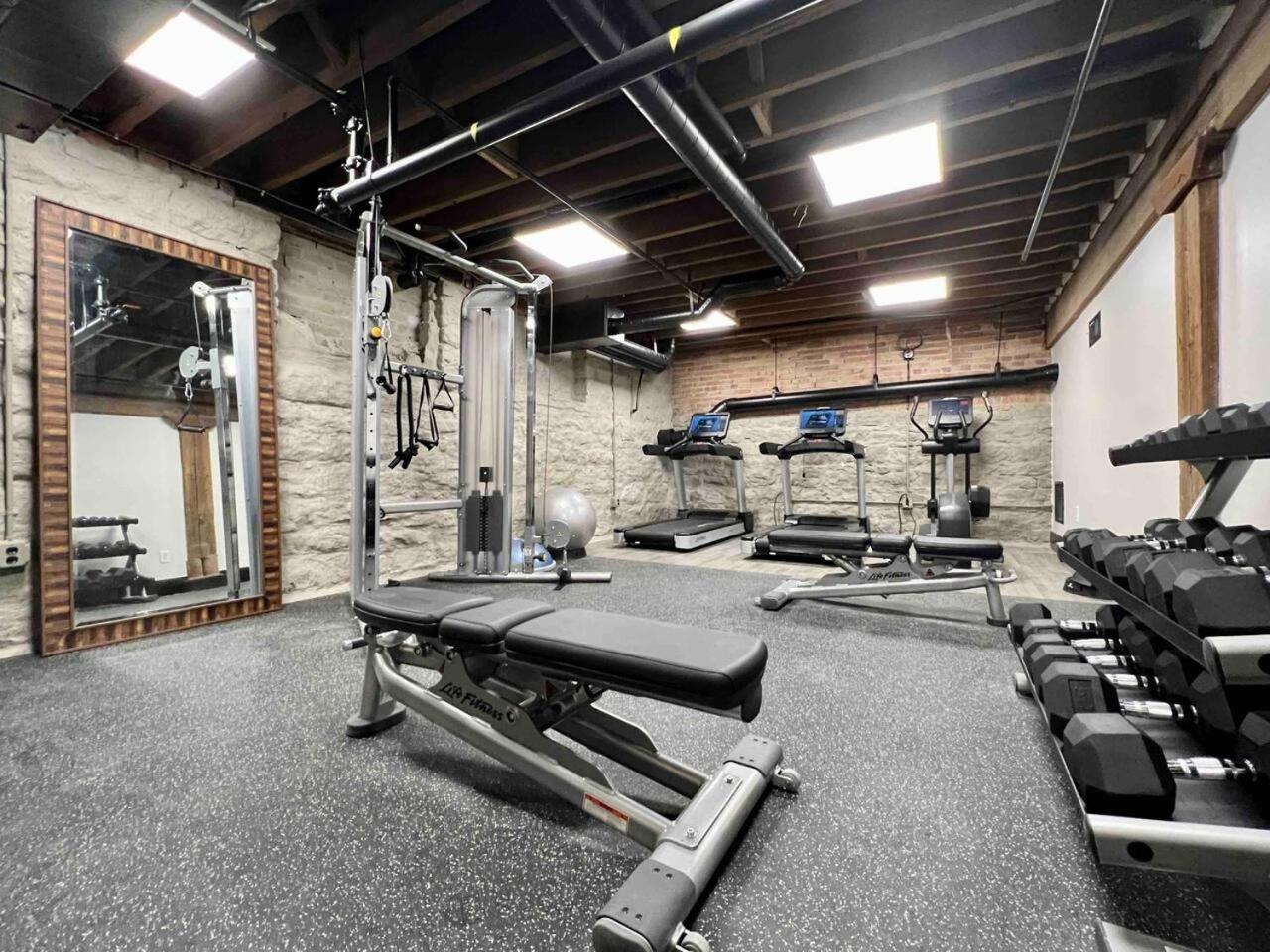 Apartment Rustic Loft W/ Speakeasy & Pool | Near Broadway Nashville
