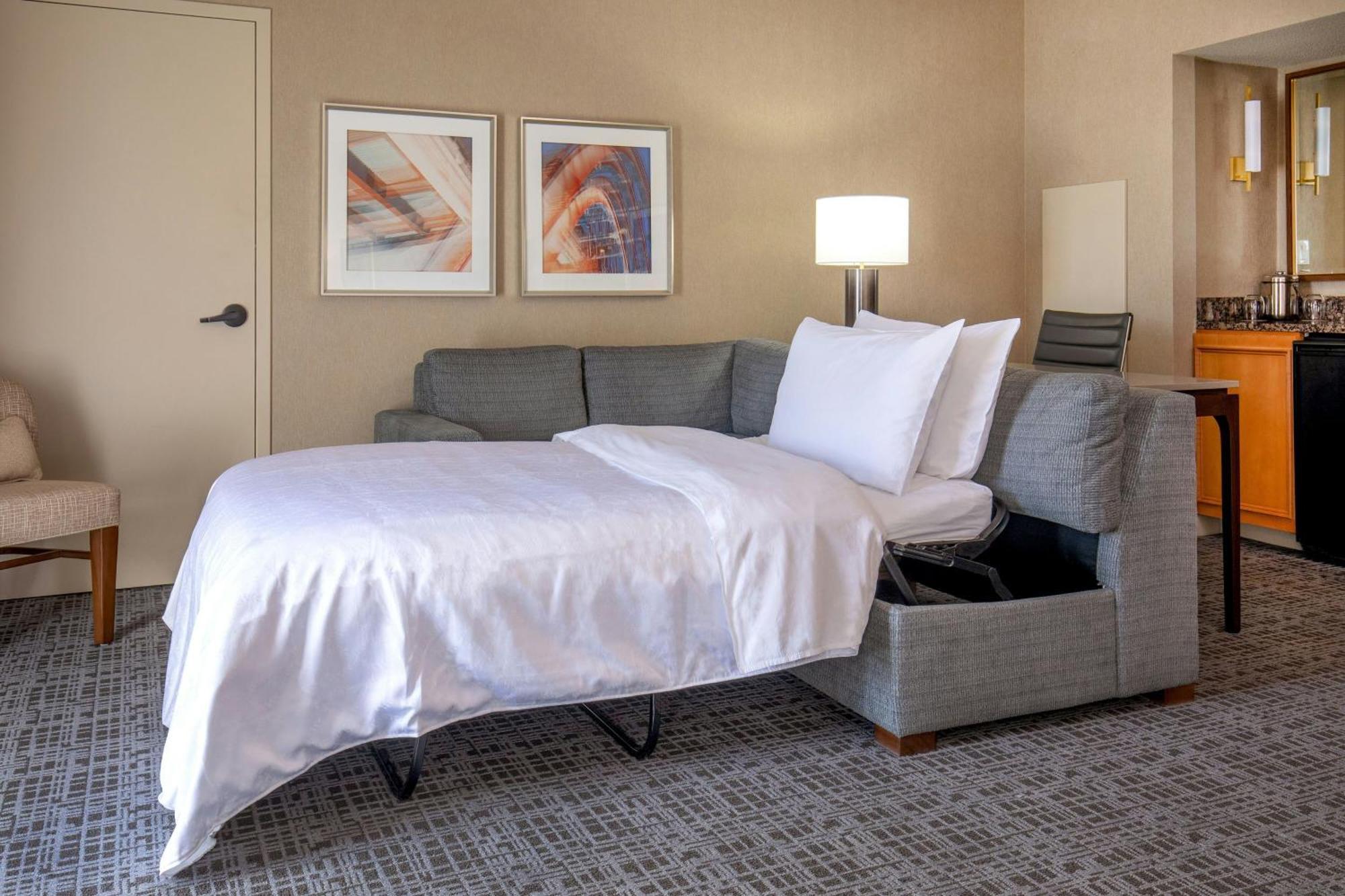 Sheraton Music Airport Hotel Nashville