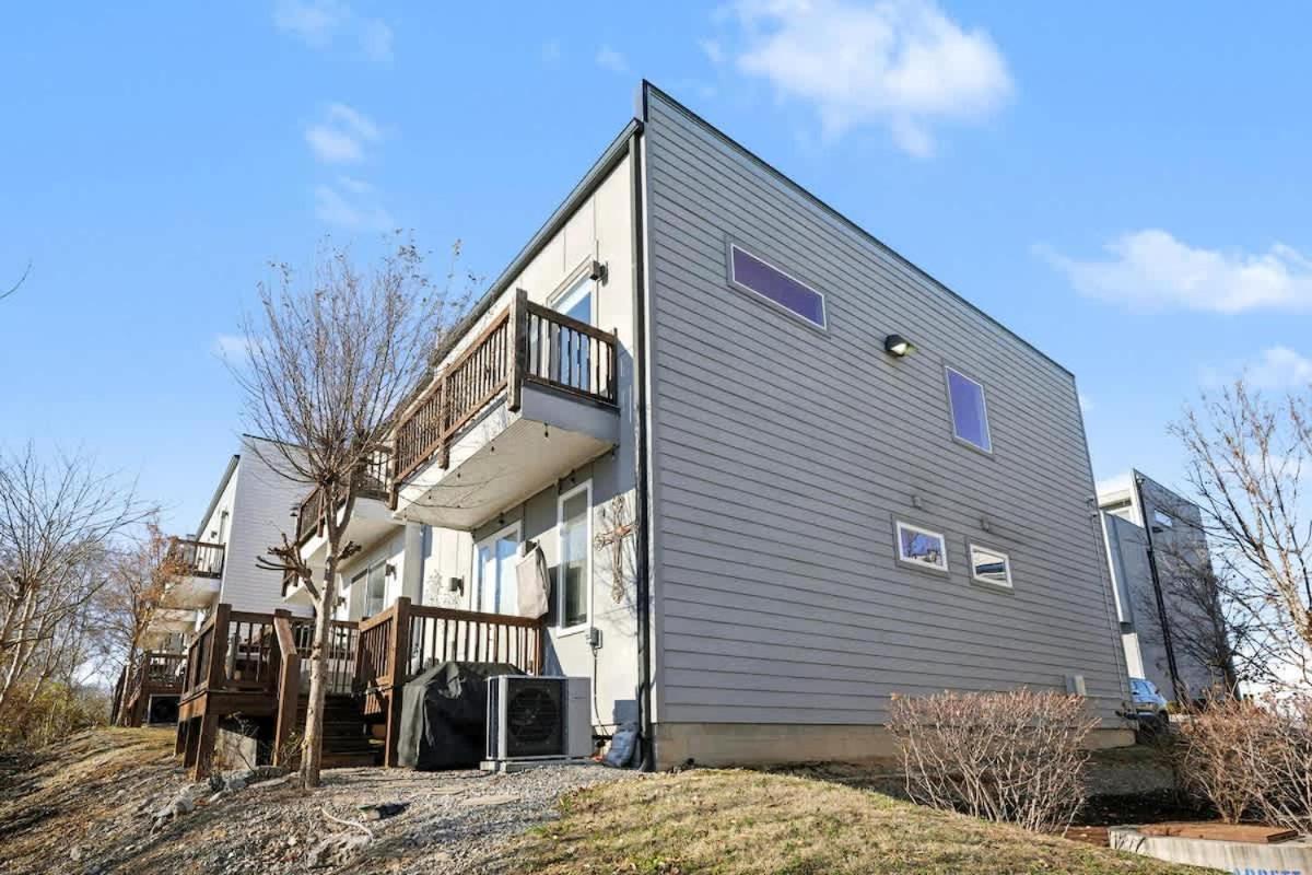 Holiday home Skyline View-patio & Fire Pit-mins To Germantown