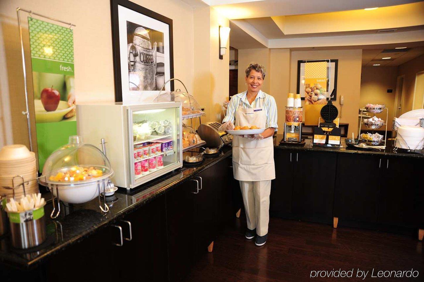 Hotel Hampton & Nashville-airport 3*