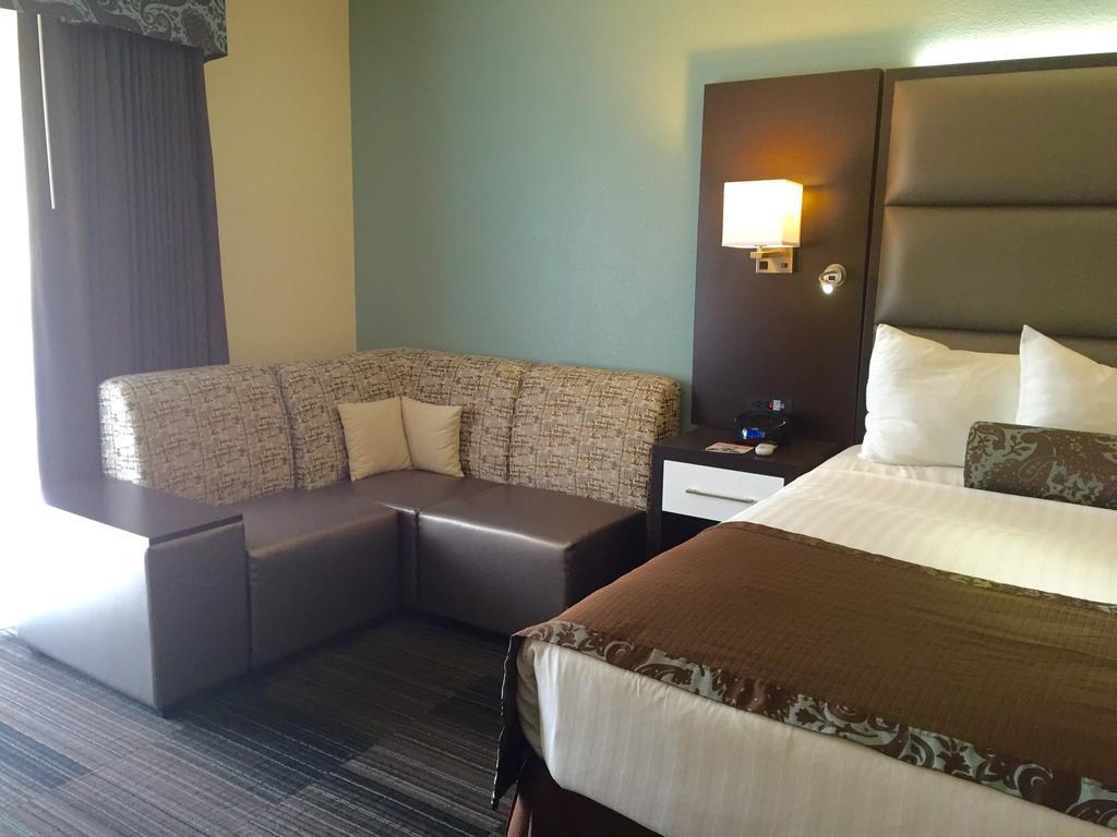 Hotel Club &