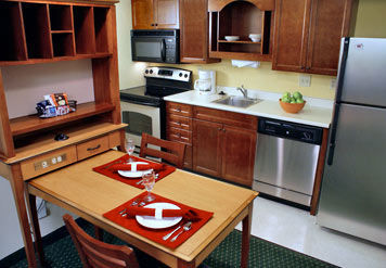 By Marriott Airport Hotel 3*