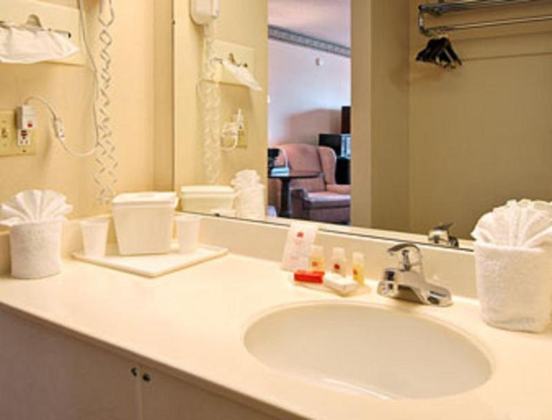 Comfort & Downtown - Stadium Nashville