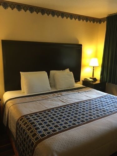 Hotel Red Lion & Airport
