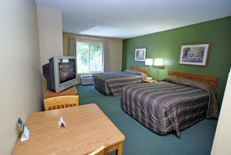 Hometowne By Red Roof - Airport/briley Pkwy 2*