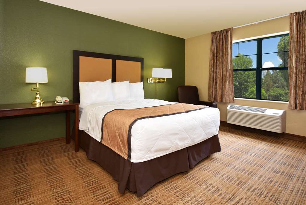 Extended America Premier - - Vanderbilt Hotel 3*