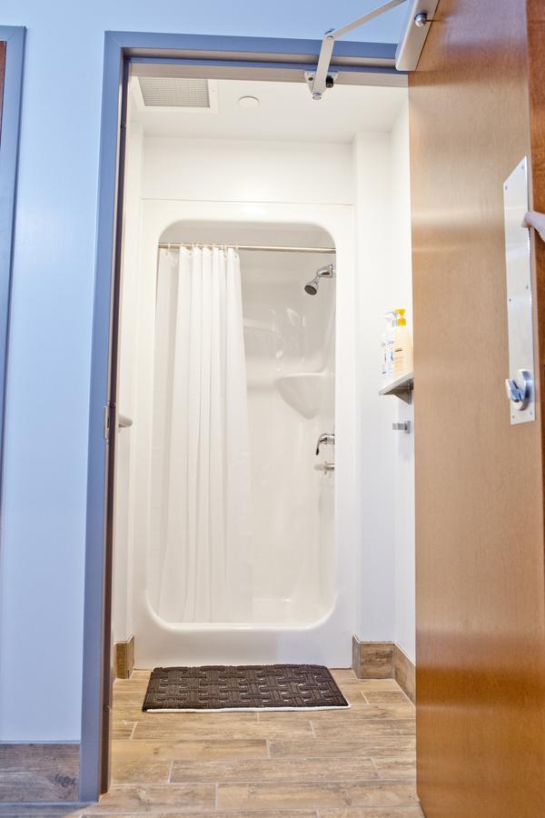 Hostel Downtown - Adults Only