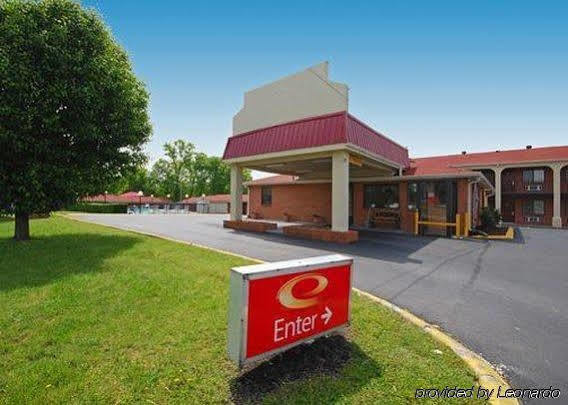 Motel Econo North 2*