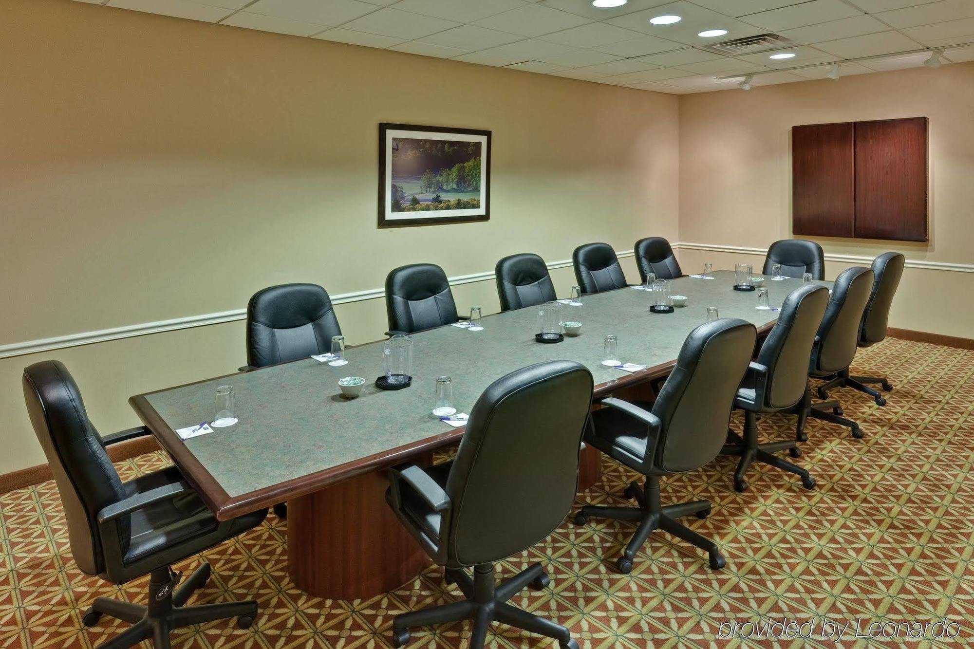 Hotel Express Nashville-downtown - Broadway By Ihg Nashville