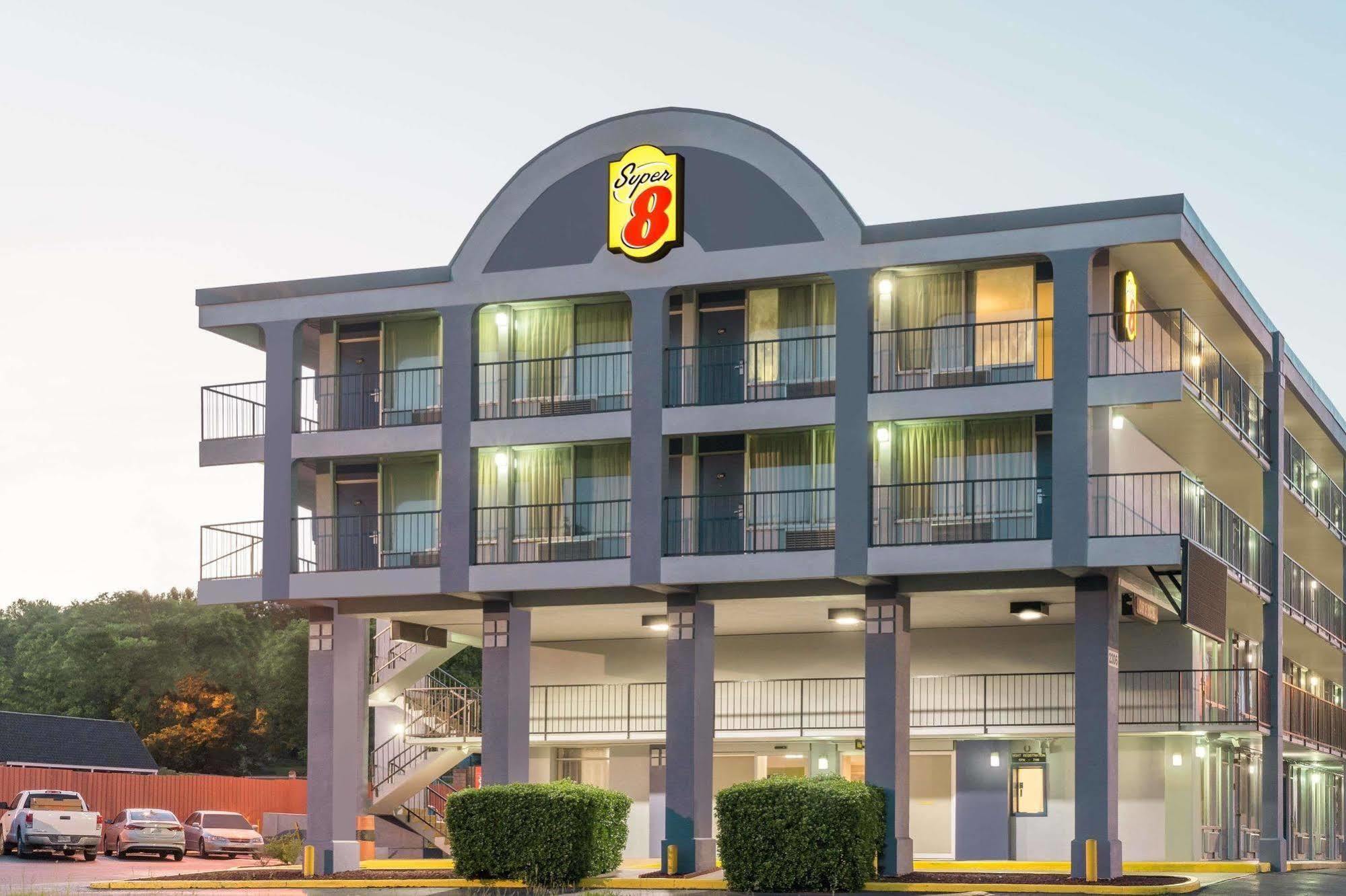 Super 8 By Wyndham Downtown Hotel Nashville