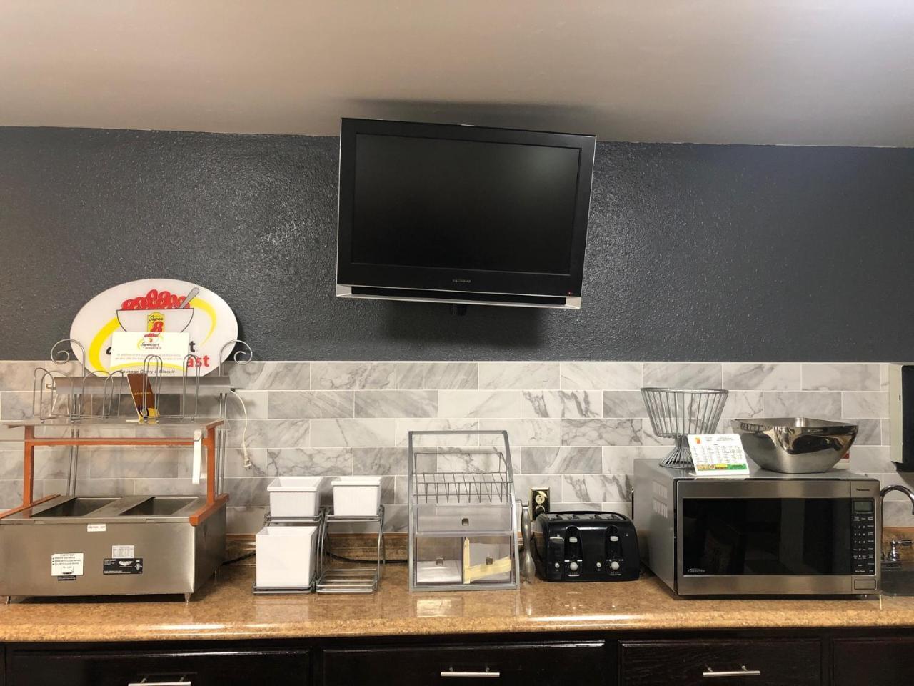 Super 8 By Wyndham Antioch/nashville South East