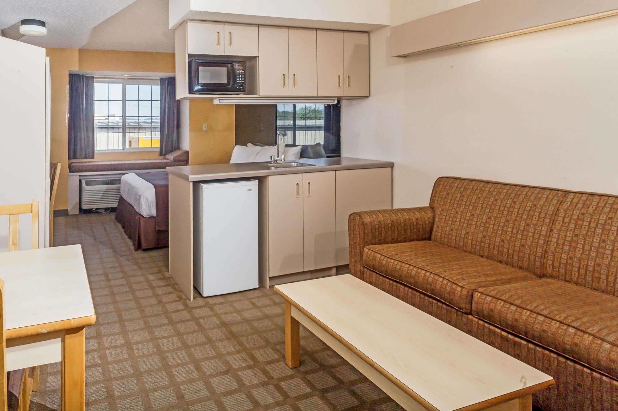 Microtel & By Wyndham Hotel Nashville