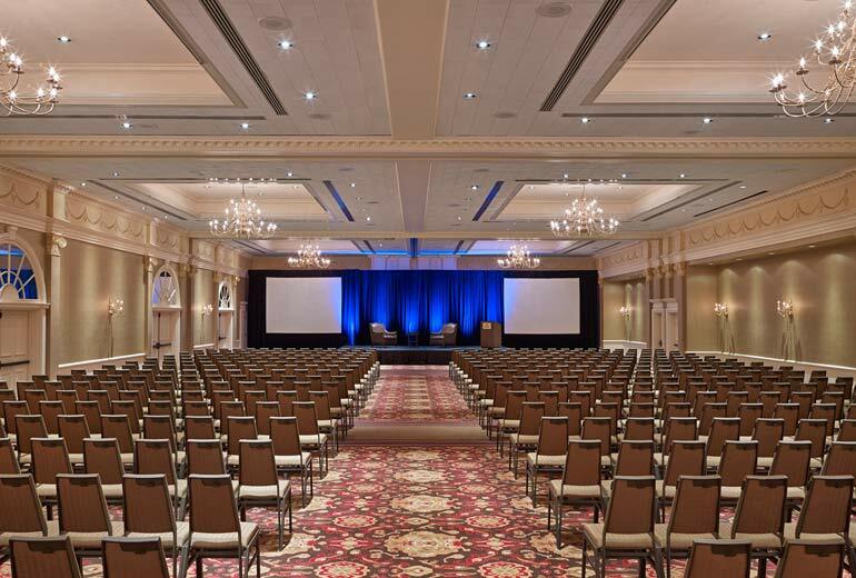 Sheraton Music Airport Hotel 4*