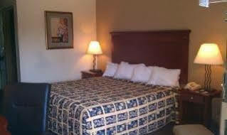 Hotel 6-nashville, Tn - Airport 3*