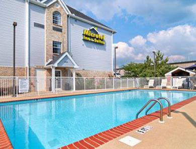 Microtel & By Wyndham 2*