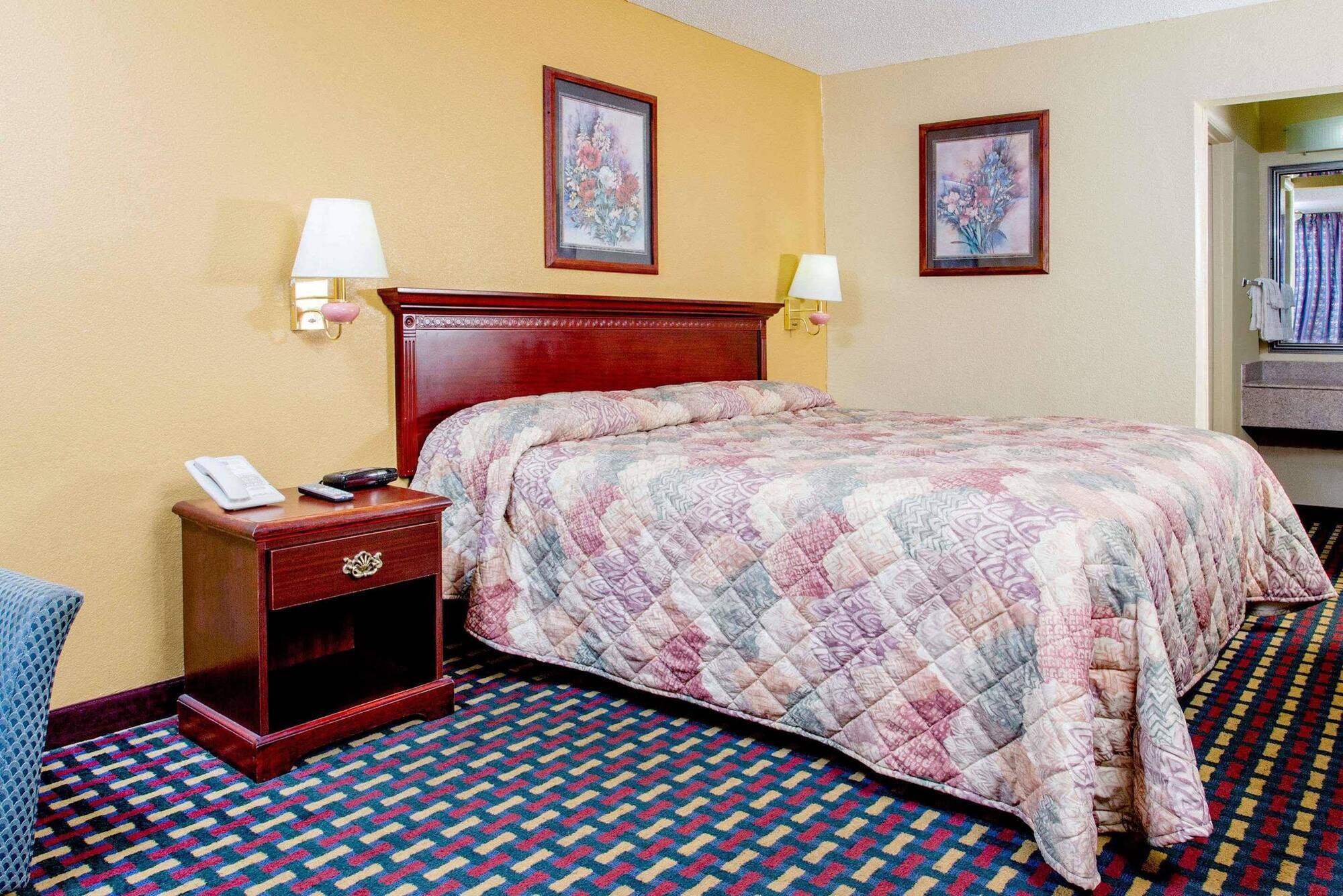 Hotel Knights Antioch 2*
