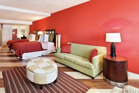 Aloft West End Hotel 3*