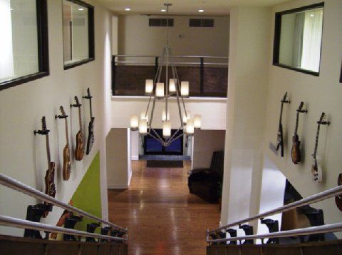 Aloft West End 3*